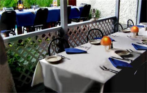 Fort Recovery Villa Suites Hotel Freshwater Pond Buitenkant foto