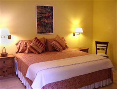 Fort Recovery Villa Suites Hotel Freshwater Pond Buitenkant foto
